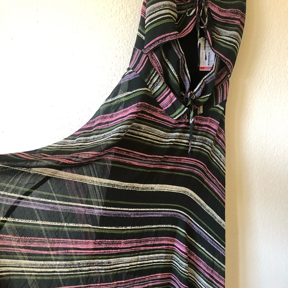 WAYF Maxi Cut-Out Dress - Picture 3 of 6